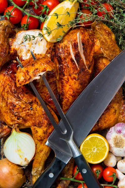 Whole Roasted Chicken Spatchcock — Stock Photo, Image