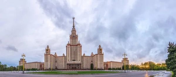 Moscou Rússia Maio 2021 Edifício Principal Universidade Estadual Lomonosov Moscou — Fotografia de Stock