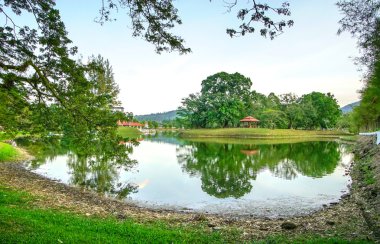 Taiping Lake Gardens