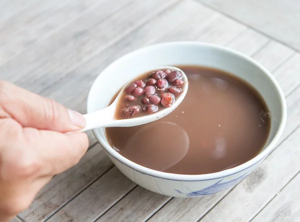 Kırmızı fasulye tatlısı