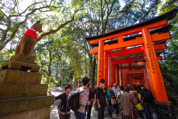 Fushimi Inari Taisha helgedom, Kyoto, Japan — Stockfoto