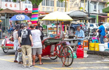 Penang sokak satıcısı için akın turist