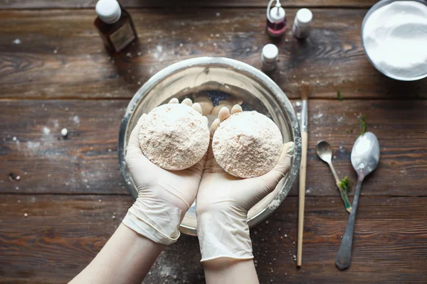 Preparation of bath bombs. Ingredients and floral decor on a wooden vintage table. — Stock Photo, Image