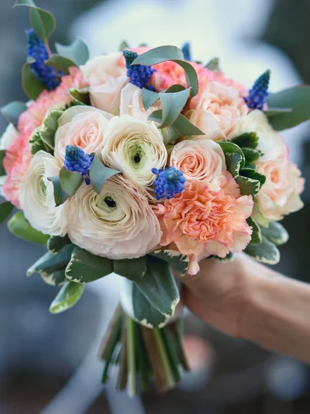 Buquê de flores de casamento — Fotografia de Stock