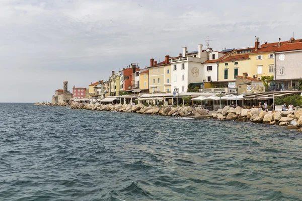 Antigua ciudad costera Piran en Eslovenia . —  Fotos de Stock