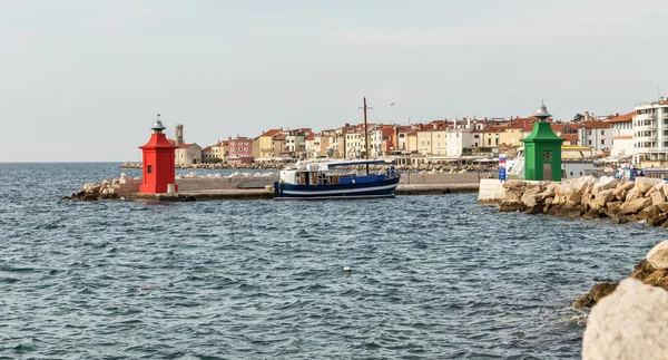 Piran-poort. Middellandse Zee, Slovenië. — Stockfoto