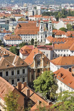 Graz şehir sonbahar hava cityscape, Avusturya.
