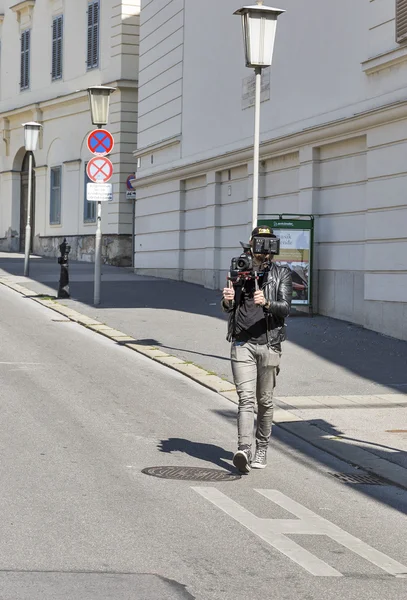 Graz, Avusturya video alma kameraman — Stok fotoğraf