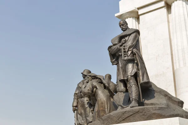 Statuia lui Istvan Tisza, fost prim-ministru maghiar, Budapesta . — Fotografie, imagine de stoc