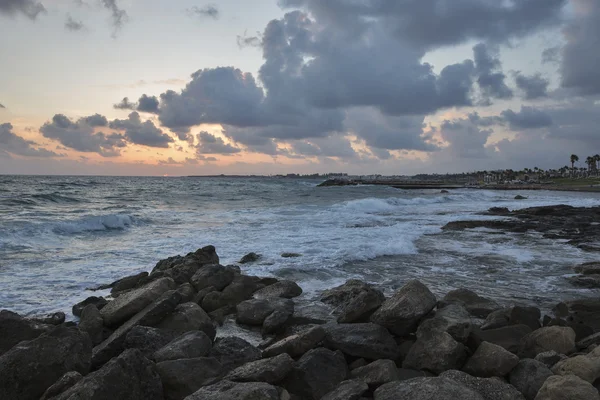 Akdeniz günbatımı Paphos, Kıbrıs. — Stok fotoğraf