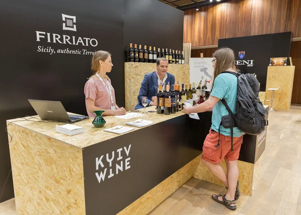 Kyiv Wine Festival em Kiev, Ucrânia . — Fotografia de Stock