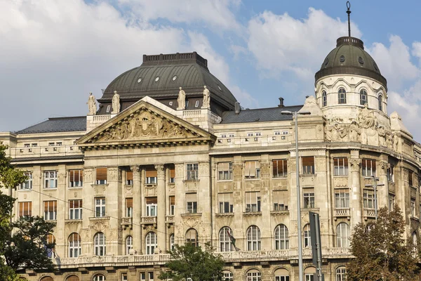 Budova ministerstva vnitra v Budapešti, Maďarsko. — Stock fotografie