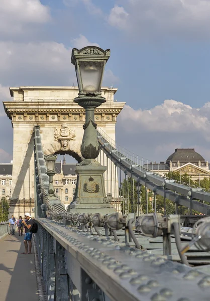 Αλυσιδωτή γέφυρα στη Βουδαπέστη, Ουγγαρία. — Φωτογραφία Αρχείου