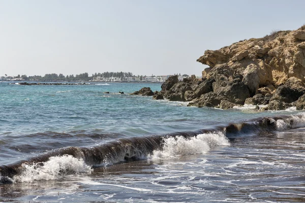 Paphos, Kıbrıs için kıyı şeridi. — Stok fotoğraf