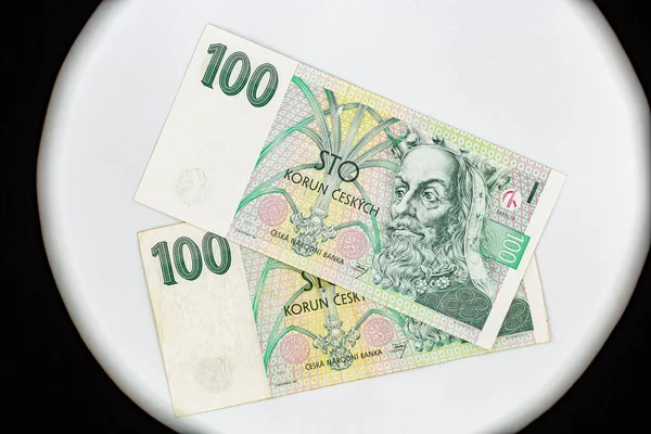 Syn Sedlar 100 Tjeckiska Kronor Närbild Med Karl Luxemburg Porträtt — Stockfoto