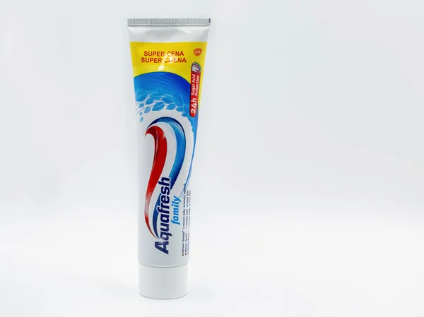 Kyiv Ukraine November 2020 Aquafresh Familj Fluor Tandkräm Röret Närbild — Stockfoto