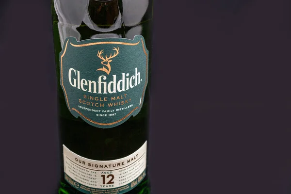 Kyiv Ukraine Elokuu 2019 Glenfiddich Scotch Single Malt Viskin Lähikuva — kuvapankkivalokuva