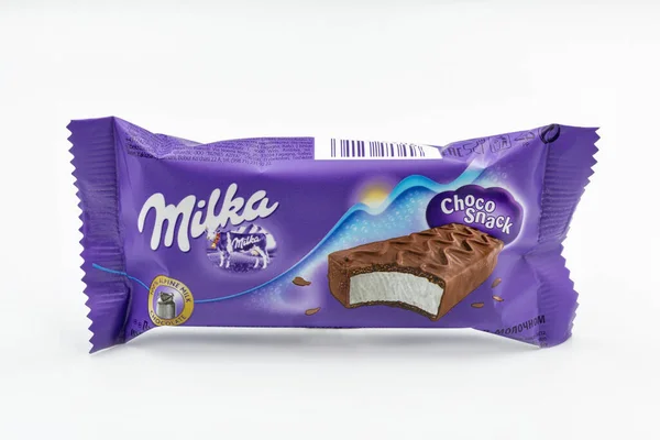 Kyiv Ukraine December 2020 Studio Fotografering Milka Choco Snak Mjölk — Stockfoto