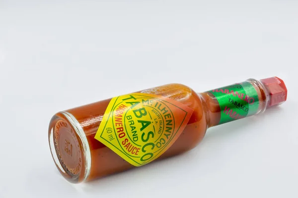 Киев Украина Ноября 2020 Студийная Съемка Ilhenny Tabasco Hot Sauce — стоковое фото