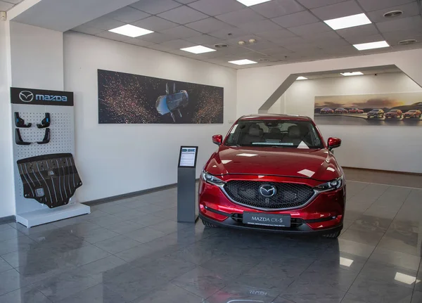 Kyiv Ucrania Mayo 2021 Nuevo Coche Mazda Rojo Exhibición Concesionario — Foto de Stock