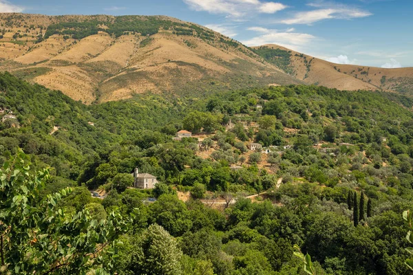 Montañas Paisaje Carretera Con Iglesia Thanasit Cerca Muzine Condado Vlore — Foto de Stock