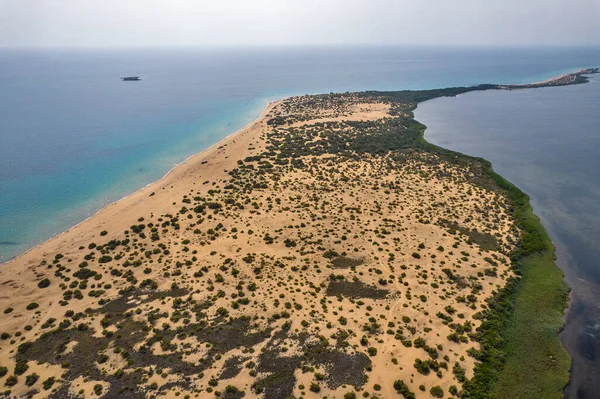 Vista Aérea Del Dron Sobre Lago Korission Playa Chalikouna Laguna — Foto de Stock