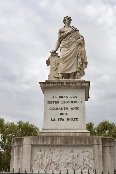 Monument to Pietro Leopoldo, Pisa — Stock Photo, Image