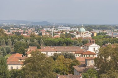 Lucca cityscape Guinigi Tower, İtalya