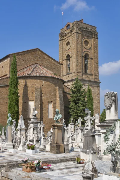 Hautausmaa delle Porte Sante Firenzessä — kuvapankkivalokuva