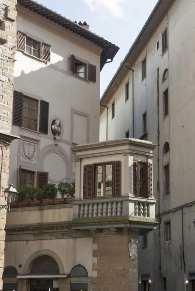 Florence edifício residencial velho — Fotografia de Stock