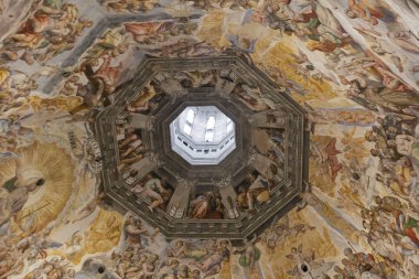 Katedral Santa Maria del Fiore Floransa'da iç