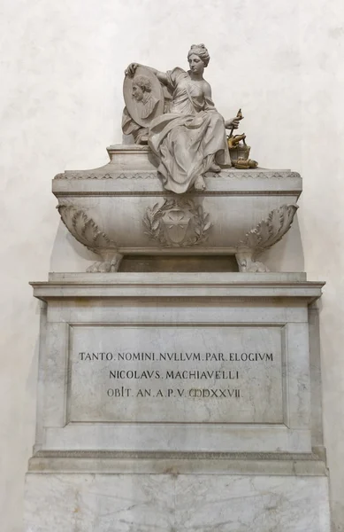 Niccolo Machiavelli grav i Basilica di Santa Croce, Florens — Stockfoto