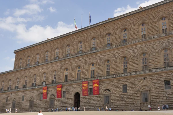 Palacio Pitti, el complejo museístico más grande de Florencia . —  Fotos de Stock