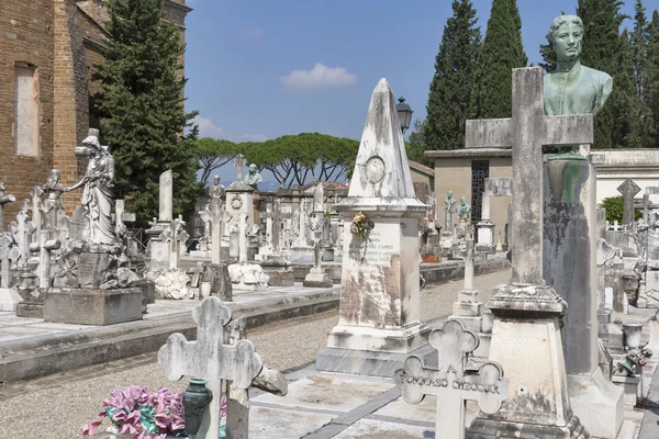 Groby i grobowce stary cmentarz Delle Porte Sante we Florencji, — Zdjęcie stockowe