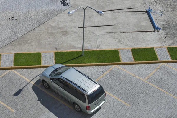 Construção do parque de estacionamento de pavimento. Vista de cima . — Fotografia de Stock