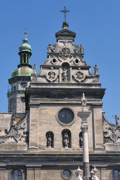 Bernardine kerk en klooster in Lviv, Oekraïne — Stockfoto