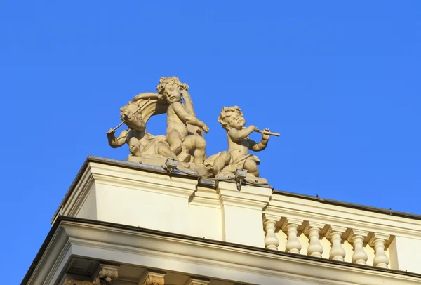 Cherub statue on the roof of Odessa opera theater — Stock Photo, Image