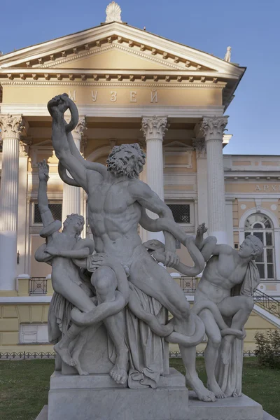 Odessa Historical Museum facade, Ukraine — Stock Photo, Image