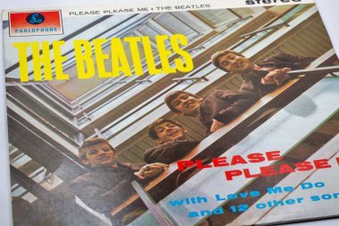 Kyiv, Ukrayna - 05 Ekim 2025: The Beatles 'ın ilk albümü Please Me, 1963' te Parlophone etiketiyle yayınlandı..
