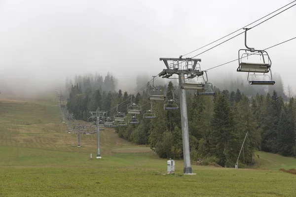 Skiing lift mechanism in the fall — Stock Photo, Image