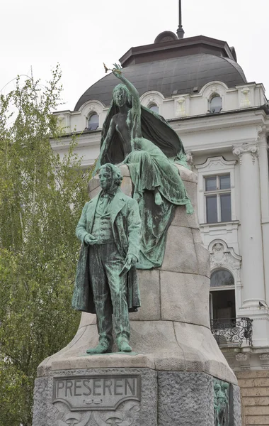 Άγαλμα του ποιητή της Σλοβενίας Preseren Γαλλία στη Λιουμπλιάνα της Σλοβενίας — Φωτογραφία Αρχείου
