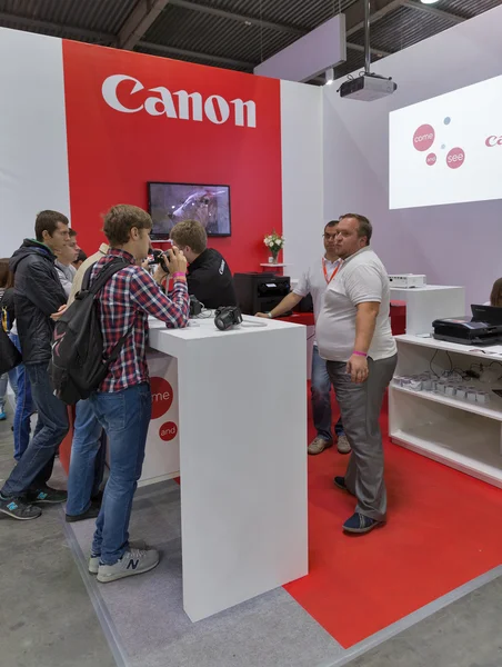 Canon company booth at CEE 2015, the largest electronics trade s — Stock Photo, Image