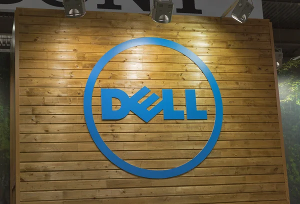 Stoisko firmy Dell w 2015 roku Cee, elektronika targów — Zdjęcie stockowe