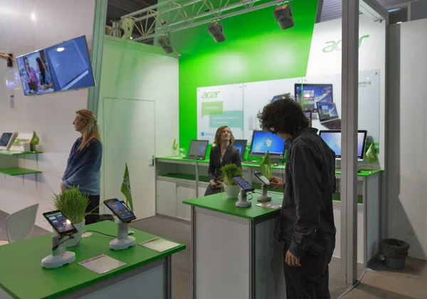 Acer company booth at CEE 2015, the largest electronics trade show in Ukraine — Stock Photo, Image