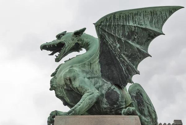 Drakbron i Ljubljana, Slovenien — Stockfoto