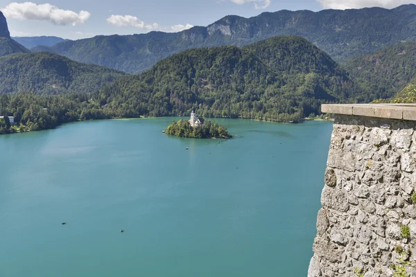 Озеро Блед в Словении с Успенской церковью — стоковое фото