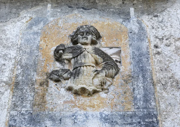 Bas relief på väggen i kyrkan, sjön Bled ö i Slovenien — Stockfoto