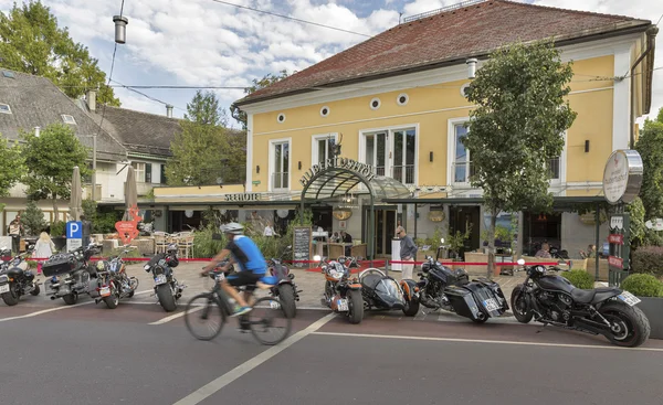 Každoroční festival Velden Bike Week v Rakousku. — Stock fotografie