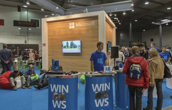 Microsoft company booth at CEE 2015, the largest electronics trade show in Ukraine — Stock Photo, Image