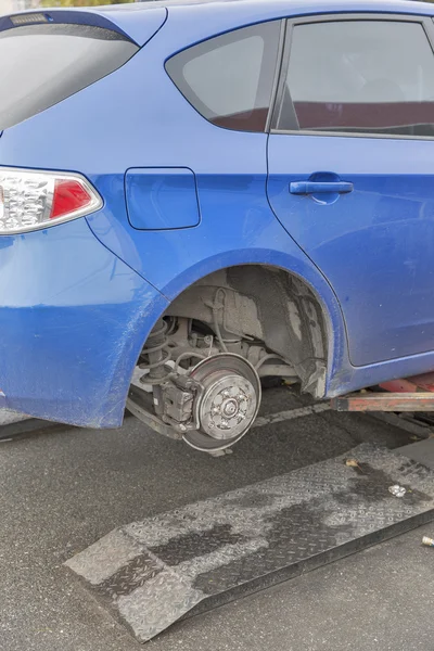 Seasonal tire changing — Stock Photo, Image